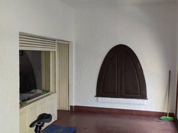 Hermoso chalet de cuatro dormitorios
