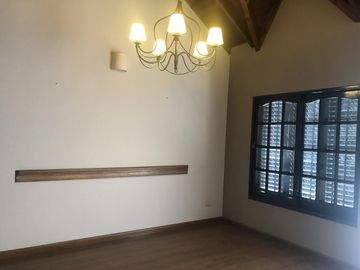 CASA  VENTA  ITUZAINGO