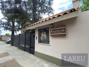 Departamento en Piedras Blancas , Villa Morra