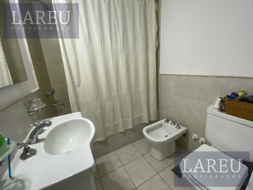Departamento en Piedras Blancas , Villa Morra