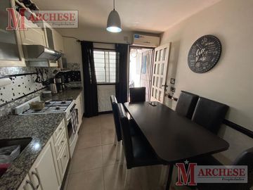 Duplex 3 ambientes en venta en Morón