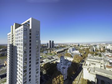 Azopardo 700 Torre la Prensa, Departamento 167m2, 4 Ambientes, Piso Alto, Vista al Rio-Puerto Madero