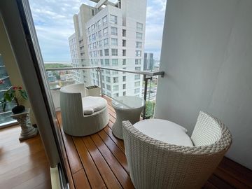 Azopardo 700 Torre la Prensa, Departamento 167m2, 4 Ambientes, Piso Alto, Vista al Rio-Puerto Madero