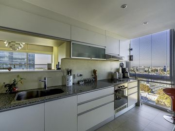 Azopardo 700 Torre la Prensa, Departamento 167m2, 4 Ambientes, Piso Alto, Vista al Rio-Puerto Madero