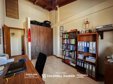 VENTA Departamento de 2 dormitorios con cochera, Bariloche Centro