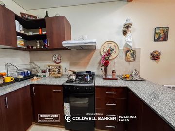 VENTA Departamento de 2 dormitorios con cochera, Bariloche Centro