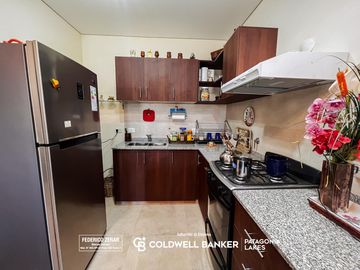 VENTA Departamento de 2 dormitorios con cochera, Bariloche Centro