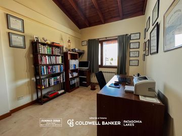 VENTA Departamento de 2 dormitorios con cochera, Bariloche Centro
