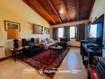VENTA Departamento de 2 dormitorios con cochera, Bariloche Centro
