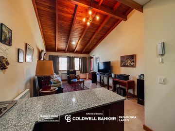 VENTA Departamento de 2 dormitorios con cochera, Bariloche Centro