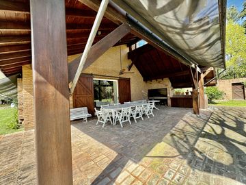 Casa en venta en Highland Park Country Club Pilar