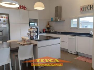 Casa en  VENTA, ZONA HERRADURA , PINAMAR
