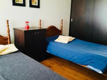 Casa en venta - 2 Dormitorios 3 Baños - Cochera - 1000Mts2 - Cañuelas