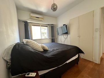 Departamento de 3 ambientes con cochera descubierta en Palermo