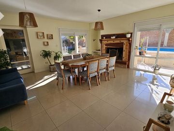 Casa 5 dormitorios - Jardines del Rey