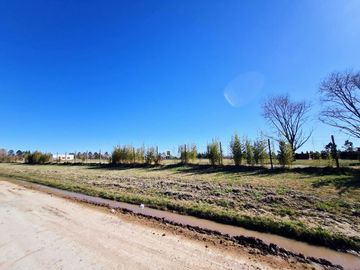 Vente - Casa - Haras El Malacate  Club de Campo - Exaltación de la Cruz