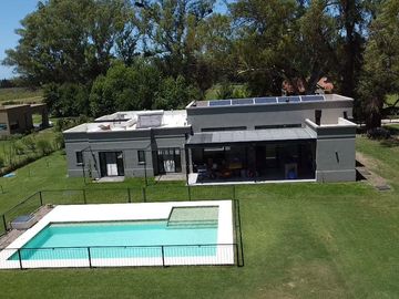 Vente - Casa - Haras El Malacate  Club de Campo - Exaltación de la Cruz