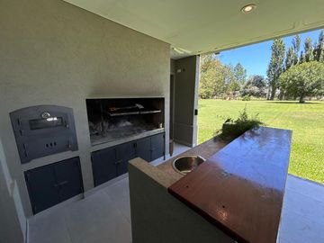 Vente - Casa - Haras El Malacate  Club de Campo - Exaltación de la Cruz