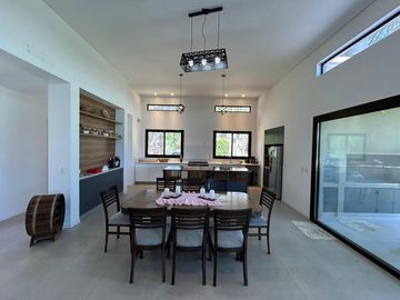 Vente - Casa - Haras El Malacate  Club de Campo - Exaltación de la Cruz