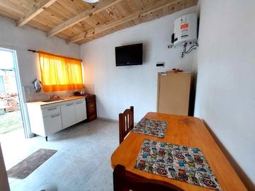 Casa en venta - 4 Dormitorios 3 Baños - Cochera - 405Mts2 - Mar Chiquita
