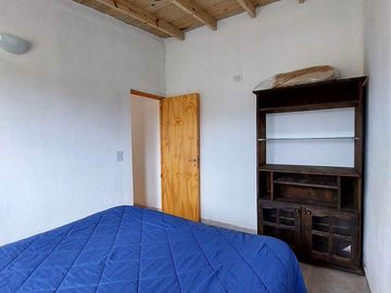 Casa en venta - 4 Dormitorios 3 Baños - Cochera - 405Mts2 - Mar Chiquita