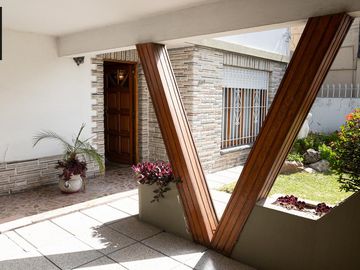 Casa - Banfield Oeste