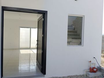 CASA ITACA MODIFICADA DE ENTREGA INMEDIATA en Fraccionamiento Itaca