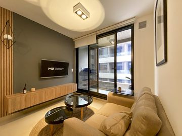 Departamento 1 dormitorio contrafrente en venta en Centro