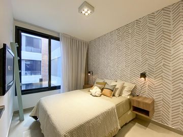 Departamento 1 dormitorio contrafrente en venta en Centro