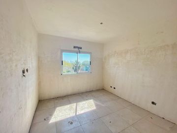 VENTA DEPARTAMENTO 4 AMB  100 M2 LANUS OESTE