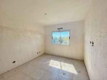 VENTA DEPARTAMENTO 4 AMB  100 M2 LANUS OESTE