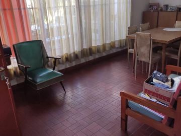 PERMUTA  POR DEPTO CENTRO BALLESTER VENTA Casa ideal 2 Flias