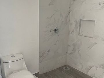 Depa en venta  de 2 recámaras, a una cuadra de Blvd. Forjadores por Cruz del Sur
