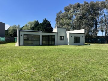 Casa en  venta en Sausalito a estrenar en una planta - APTO CRÉDITO
