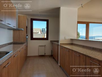 Departamento en venta de 3 ambientes en Bariloche, costa de lago