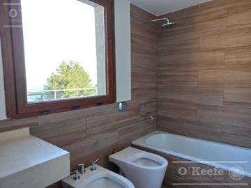Departamento en venta de 3 ambientes en Bariloche, costa de lago