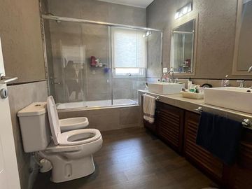 Casa en venta - Barrio Los Talas, Canning