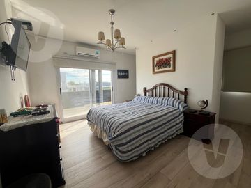 Casa en venta - Barrio Los Talas, Canning