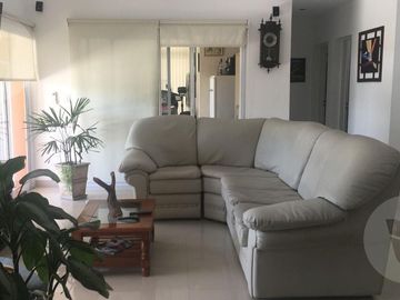Casa en venta - Barrio Los Talas, Canning
