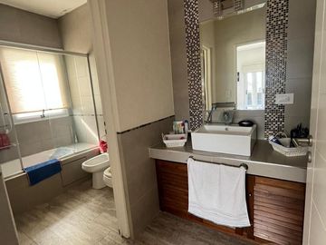 Casa en venta - Barrio Los Talas, Canning
