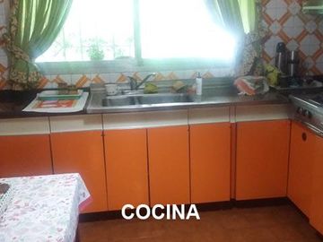 Lindísima Casa-quinta en la mejor zona de Longchamps