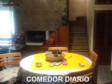 Lindísima Casa-quinta en la mejor zona de Longchamps