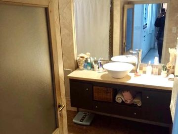 PH 4 AMBIENTES CON DEPENDENCIA CON TERRAZA PROPIA Y PARRILLA EN BARRACAS VENTA
