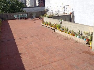 PH 4 AMBIENTES CON DEPENDENCIA CON TERRAZA PROPIA Y PARRILLA EN BARRACAS VENTA
