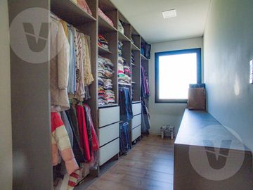 Casa en venta - Barrio Los Talas, Canning