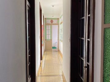 PH tipo casa de 8 dormitorios en venta.