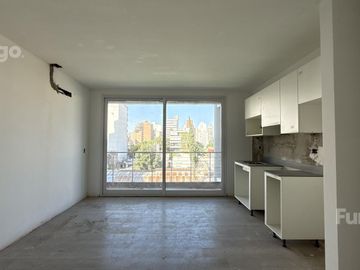 Venta. Monoambiente con patio en zona Tribunales