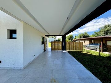 VENTA CASA EN SAN SEBASTIAN AREA 2 - 4 AMBIENTES