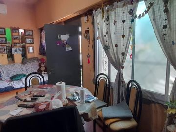 PH de tres ambientes con terraza a la Venta en Wilde a la Venta