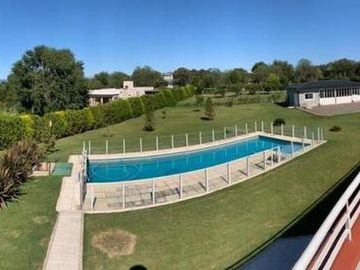 Venta Casa 4 Dormitorios - B° Country Causana